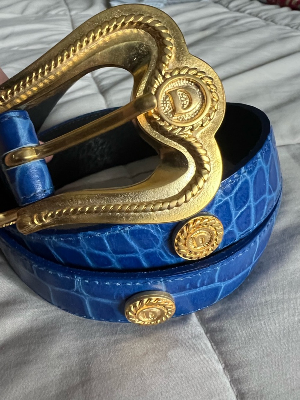 MAKE OFFER Vintage DONCASTER Vibrant Embossed Croc Ornate Gold Hardware Belt